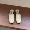 Mules cerrados versátiles de estilo francés con punta cerrada y suela plana para mujer, adecuados para usar al aire libre, mules slip-on de verano 2026, zapatos de tacón bajo sencillos