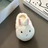 Lindas pantuflas de pelo de conejo 2026 para mujer, de punta cerrada, antideslizantes, modelo nuevo para uso diario en casa, pantuflas esponjosas cálidas y cómodas