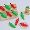 Pimenta Simulada Brinquedo Criativo de Comida Desenho Animado Feito à Mão DIY Cola Creme Resina Pequenos Acessórios Joias Furo Material Fivela de Sapato