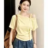 Nova Camiseta Branca de Manga Curta com Ombro Único Estilo Francês de Verão para Mulheres Slim Fit Top com Design Valorizador A13236