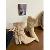 Botines de punta con hebilla estilo coreano First Encounter Season para mujer, nueva colección otoño 2026, tacón grueso, adelgazantes, botas de jinete plisadas