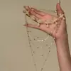 Colar Flor de Pérolas Multicamadas Vintage, Doce e Cool, Corrente de Clavícula de Alta Qualidade, Corrente de Pescoço da Moda de Luxo Leve