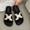 Sandalias Casuales Resistentes al Desgaste con Suela Suave 2026 para Mujer, Versátiles y Modernas, Populares en Internet, Chanclas Antideslizantes de Playa de Verano para Mujer