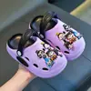 Zuecos infantiles de Nezha, pantuflas de dibujos animados lindas para niños y niñas, antideslizantes, resistentes al desgaste, transpirables, zapatos cerrados para el hogar