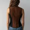 Colete Vintage Color-Block Marrom e Preto com Fivela de Metal para Ajuste na Cintura + Decote em V Profundo, Estilo Boêmio