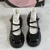 Zapatos Mary Jane de plataforma de cuero negro para mujer, nueva colección otoño 2026, estilo británico moderno, diseño retro, con tacón grueso para mayor altura