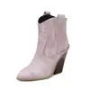 Botas Femininas Curtas Apontadas Europeias e Americanas Botas de Moda com Corrente Sapatos Femininos de Salto Alto da Moda 40-48 Tamanho Grande Botas de Comércio Exterior