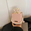 Bolsa Pequena de Verão 2024 Nova Casual Elegante Bolsa Saco Casual Simples Bolsa Transversal Bolsa de Mão com Pérolas para Mulheres