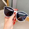 Nuevas y lindas gafas de sol para bebé, estilo vintage, artísticas, de metal, pequeñas, polarizadas en V, con protección solar para los ojos y antiultravioleta.