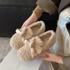 Sapatos estilo Birkenstock femininos, com forro de fleece, pelúcia e quentes, novos 2026, sapatos slip-on de sola grossa para outono e inverno