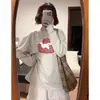 Camiseta feminina de algodão puro de manga comprida para o início do outono 2026 nova primavera e outono estilo retrô americano solta casual base top