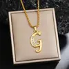 Nuevos Collares con Letras Inglesas Incrustadas de 26 Diamantes para Hombres, Joyería Popular Creativa Incrustada de Diamantes Europea y Americana, Accesorios de Colgantes DIY para Mujeres