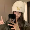 Chapéu de Tricô Fofo de Desenho Animado Estilo Japonês com Cachorro Bordado para Mulheres, Chapéu de Tricô Quente de Inverno com Abas de Orelha para Circunferência Craniana Grande