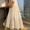 Saia Bordada Floral Colorida Vazada Inspirada em Design, Nova Saia Midi de Cintura Alta em Linha A para Verão que Valoriza a Silhueta