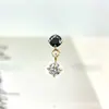 Pendientes Colgantes Pequeños Redondos de Circonita de Aleación de Titanio F-136 Pendientes de Labio de Titanio G23 con Rosca Interna Joyería para Piercing