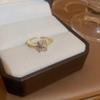 Anillo Abierto Geométrico Coreano Elegante con Circones Incrustados de Diamantes Lujo Accesible Nicho Moda Anillo para el Dedo Índice Popular Versátil Joyería de Mano para Mujeres