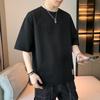 Nova Chegada Camiseta Masculina de Manga Curta de Seda Gelada Moda de Verão Masculina Solta Tamanho Plus Camiseta de Manga Meia com Estampa de Aço Top Masculino