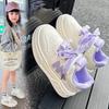 Tênis Feminino 2025 Primavera e Outono Novo Estilo Sapatos Brancos Infantis Sapatos Esportivos Respiráveis de Solado Macio Alunos do Ensino Fundamental Versátil Sapatos Casuais