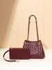 Bolso tejido a mano para mujer, nuevo, con cadena de paracaídas, cesta de verduras hecha a mano, bolso de hombro de alta gama.