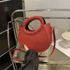 Popular 2025 Inverno Novo Estilo Casual Design Embossado Moderno Personalizado Bolsa Pequena de Mão Ombro Transversal