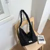 Nuevo bolso de hombro plisado de lunares de gran capacidad para principios de otoño de 2026, bolso tote casual estilo coreano, bolso cruzado fresco y simple