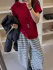 Caballo Bordado Pequeño 2026 Principios de Primavera Nuevo Estilo Año Nuevo Rojo Festivo Suéter de Manga Corta Estilo Coreano Holgado Suave Camiseta