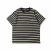 Yidao Vintage 2026 Verão Nova Etiqueta Bolso Listrado Manga Curta Camiseta Masculina Retro Solta Meia Manga Camiseta