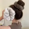 Goma para el pelo de pelo sintético de visón para otoño e invierno para mujer, Nueva y moderna liga para el pelo 2026 con un tacto de alta gama, Accesorio peludo para el pelo