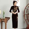 Shenzhen Terciopelo Cheongsam Banquete de Boda Estilo Étnico Hanfu Vestido de Novia de Manga Larga Otoño e Invierno Talla Grande con Pedrería, Disponible para Venta al Mayoreo