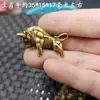 Cobre rojo antiguo vida adornos Ruyi zodiaco perro Xiangyun tapón de incienso para años hay más adornos de escritorio venta al por mayor de artículos de cobre