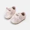 Zapatillas Alemanas de Lunares para Niñas, Cierre de Cordones con Lazo y Campana, Suela Suave, Velcro, Estilo Casual de Princesa, Zapatos para Niños