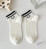 Calcetines calcetines de mujer otoño e invierno calcetines de algodón desodorantes absorbentes del sudor primavera y otoño calcetines deportivos de estudiante calcetines cortos de corte bajo de celebridad de Internet