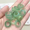 Anillo de ágata verde para correr accesorios hechos a mano DIY accesorios de borla de mano anillos de donut de calcedonia verde aceitosa fabricantes al por mayor