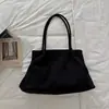 Bolsa de camurça casual retrô, nova coleção outono 2026, bolsa de ombro feminina para o dia a dia, bolsa de ombro moderna e de grande capacidade