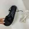 Sandálias Rasteirinhas Abertas Estilo Floresta Sapatos de Fada 2026 Verão Novo Versátil Retro Elegante Sandálias de Solado Macio para Mulheres