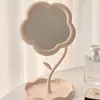 Espejo de maquillaje con forma de corazón para niña, giratorio, portátil, para dormitorio de estudiantes