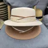 Estilo Nuevo Otoño e Invierno Sombrero Francés de Copa Plana y Ala Plana Sombrero Británico Retro de Ala Pequeña Sombrero Sencillo de Viaje para Hombres y Mujeres