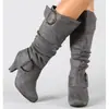 Fornecimento de comércio exterior de fábrica: botas femininas de veludo fosco para primavera/outono com fivela de cinto, botas de montaria de cano alto, sapatos de salto grosso, desejo