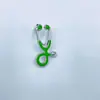 Broche de Desenho Animado Criativo Pin Médico Doutor Enfermeira Fivela de Toalha de Seda com Gotejamento de Óleo Insígnia Joia Broche Fofo de Alta Qualidade