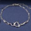 Set de Joyería de Corazón Estilo Europeo y Americano, Moda en Aleación Incrustada con Diamantes, Collar con Colgante Hueco en Forma de Corazón, Pendientes, Pulsera, Brazalete