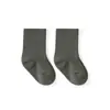 Meias para Bebê para Outono e Inverno, Estilo Novo, Escovadas para Aquecimento, Engrossadas, Meias de Lã, Meias de Algodão Penteado para Recém-Nascidos, Meias de Cano Médio com Dupla Costura