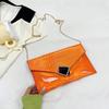 Bolsa Feminina Bolsa Clutch Laser Bolsa de Corrente Feminina 2023 Nova Chegada Moda Coreana Padrão Crocodilo PU Bolsa Envelope