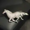 Broche de Caballo del Zodiaco Animal Estilo Chino, Lujo de Gama Alta, Circonita Microincrustada, Pin de Caballo Tridimensional, Unisex
