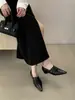 Aumentou 5 cm na primeira temporada de encontros~ Sapatos femininos de bico fino, decotados, estilo europeu e americano, com textura amassada, slip-on para o dia a dia