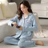 Pijama de Algodón Puro para Mujer con Mangas Largas y Pantalón Largo, Cuello Solapa, Conjunto de Ropa de Casa Dulce y Lindo con Letras para Primavera y Otoño, Adecuado para Usar Afuera