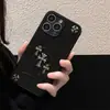 Funda de Teléfono Móvil de Cuero Estilo Oscuro de Marca de Moda 16Pro 12 Adecuada para Apple iPhone 14 Estuche Duro Transversal Estéreo