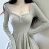 Vestido de Alta Gama, Minifalda de Encaje Puro de Manga Larga, Cintura que Cubre la Cadera, Ajustado de Encaje con Escote Bajo Tejido Nuevo Estilo Otoño e Invierno