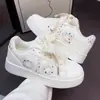Zapatillas de Moda de Nicho, Lindas y Modernas, Que Te Hacen Ver Más Alto, Versátiles, Blancas, con Cordones, Estilo Japonés, para Primavera/Verano 2026, Cómodas