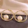 Pendientes Redondos de Perla Geométricos de Personalidad Populares de Moda Europeos y Americanos Moda Coreana Pendientes Versátiles de Gama Alta Venta al por Mayor
