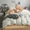 Juego de Cuatro Piezas de Algodón Lavable Suave Súper Suave Color Liso para Dormir Ropa de Cama Juego de Tres Piezas para Dormitorio de Estudiantes Sábana Ajustable Sábana Plana Funda Nórdica Venta al por Mayor